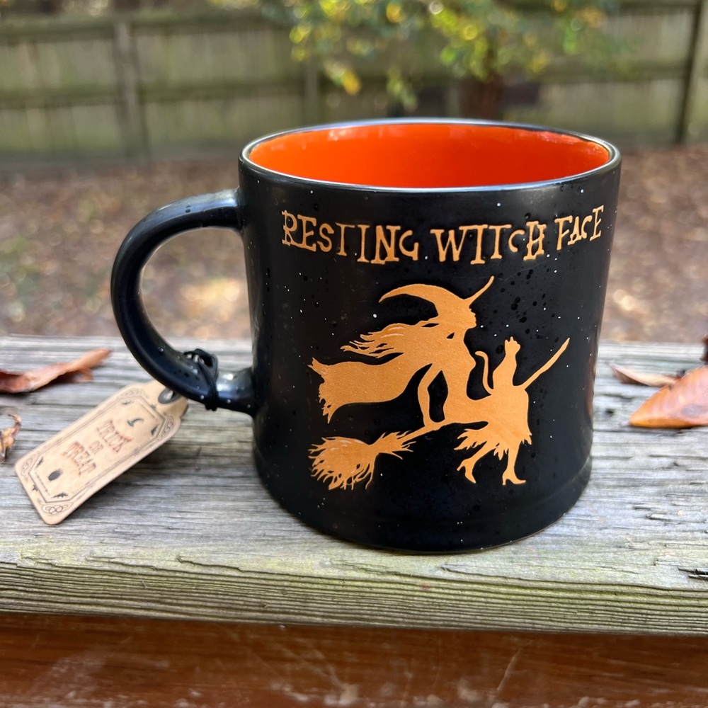 GLOBAL DESIGN CONNECTIONS Resting Witch Face Ceramic Mug NWT NEW